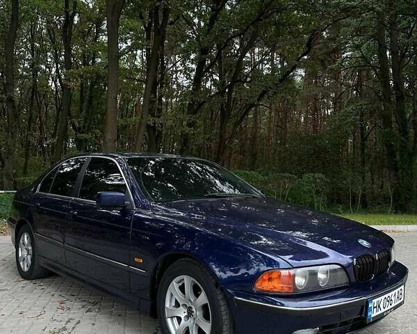 Синий БМВ 5 Серия, объемом двигателя 2.5 л и пробегом 308 тыс. км за 2650 $, фото 1 на Automoto.ua