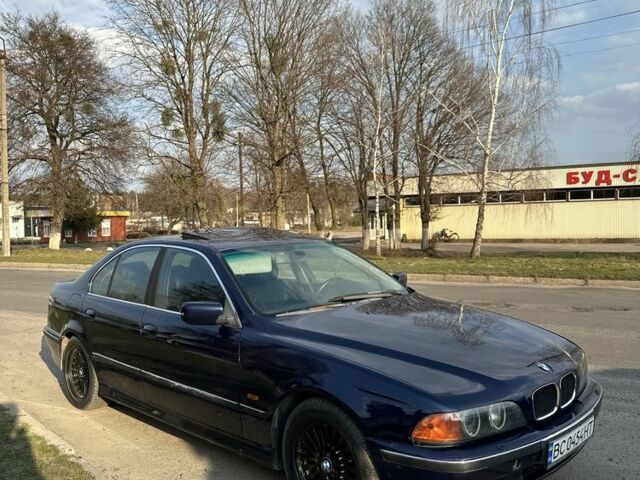 Синій БМВ 5 Серія, об'ємом двигуна 2.5 л та пробігом 363 тис. км за 3400 $, фото 1 на Automoto.ua