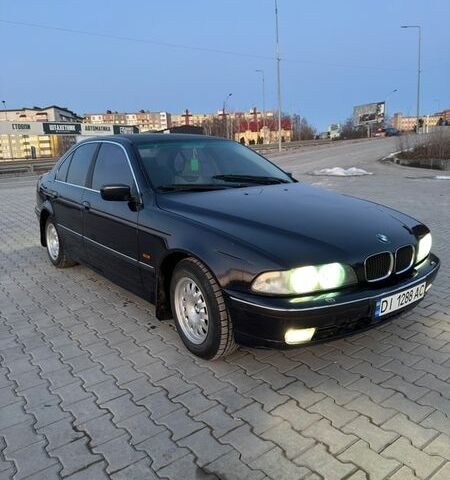 Синий БМВ 5 Серия, объемом двигателя 1.99 л и пробегом 400 тыс. км за 2950 $, фото 1 на Automoto.ua