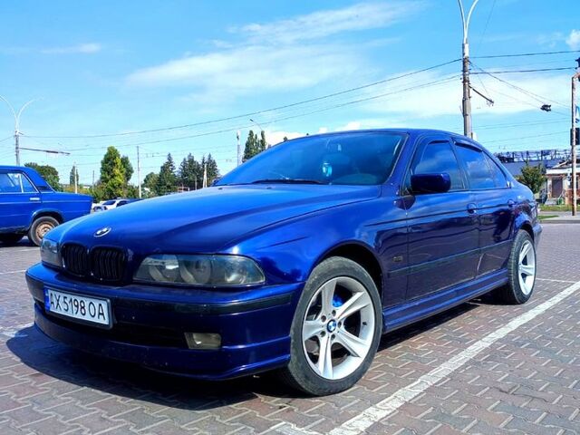 Синий БМВ 5 Серия, объемом двигателя 2 л и пробегом 0 тыс. км за 4600 $, фото 1 на Automoto.ua