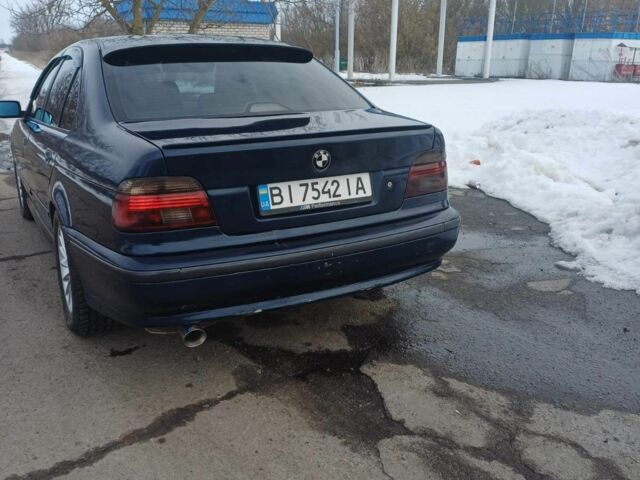Синий БМВ 5 Серия, объемом двигателя 2.8 л и пробегом 370 тыс. км за 4000 $, фото 1 на Automoto.ua