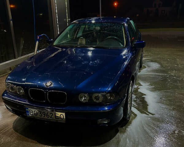 Синий БМВ 5 Серия, объемом двигателя 2.49 л и пробегом 353 тыс. км за 3900 $, фото 1 на Automoto.ua