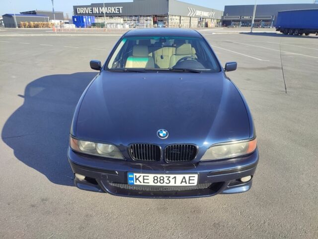 Синій БМВ 5 Серія, об'ємом двигуна 2.8 л та пробігом 458 тис. км за 4500 $, фото 1 на Automoto.ua