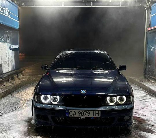 Синій БМВ 5 Серія, об'ємом двигуна 2.5 л та пробігом 400 тис. км за 4000 $, фото 1 на Automoto.ua