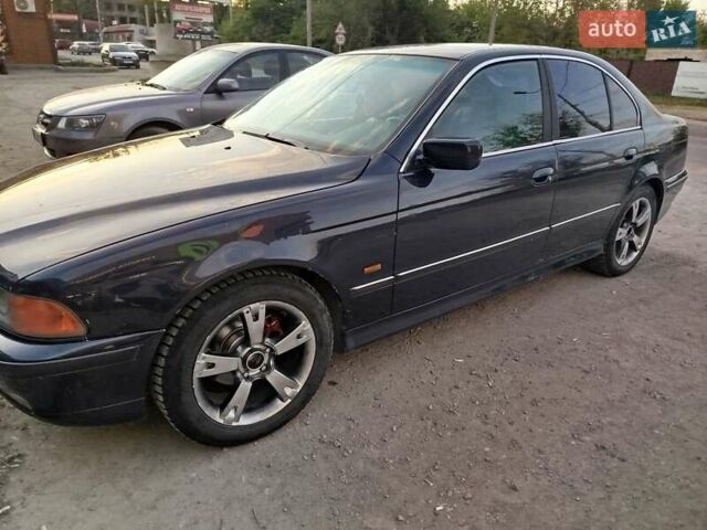 Синій БМВ 5 Серія, об'ємом двигуна 2.2 л та пробігом 240 тис. км за 4750 $, фото 1 на Automoto.ua
