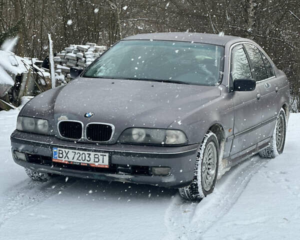 Синий БМВ 5 Серия, объемом двигателя 1.99 л и пробегом 320 тыс. км за 2899 $, фото 1 на Automoto.ua