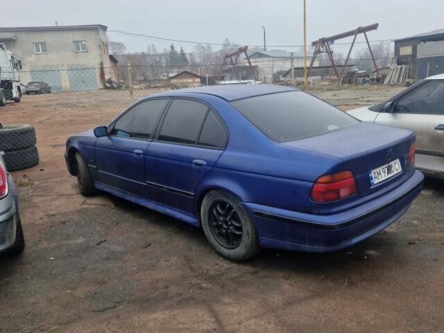 Синий БМВ 5 Серия, объемом двигателя 2.5 л и пробегом 2 тыс. км за 2000 $, фото 1 на Automoto.ua