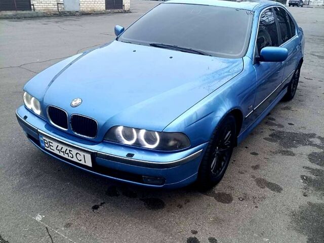 Синій БМВ 5 Серія, об'ємом двигуна 2.9 л та пробігом 0 тис. км за 4000 $, фото 1 на Automoto.ua