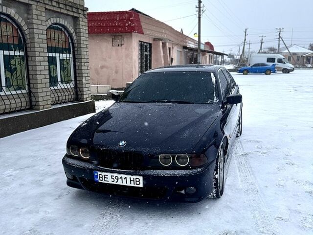 Синій БМВ 5 Серія, об'ємом двигуна 2 л та пробігом 400 тис. км за 4300 $, фото 1 на Automoto.ua