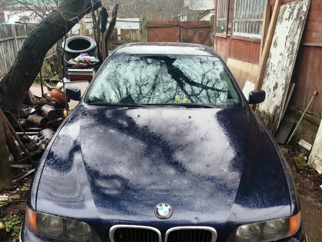 Синій БМВ 5 Серія, об'ємом двигуна 2 л та пробігом 420 тис. км за 1893 $, фото 1 на Automoto.ua