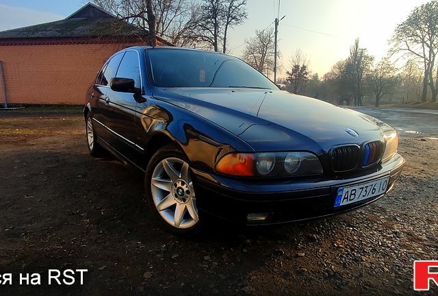 Синій БМВ 5 Серія, об'ємом двигуна 2 л та пробігом 250 тис. км за 3500 $, фото 1 на Automoto.ua
