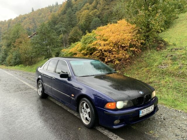 Синий БМВ 5 Серия, объемом двигателя 2.5 л и пробегом 375 тыс. км за 2400 $, фото 1 на Automoto.ua