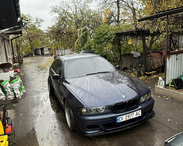 Синий БМВ 5 Серия, объемом двигателя 2.5 л и пробегом 490 тыс. км за 6000 $, фото 1 на Automoto.ua