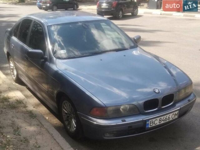 Синий БМВ 5 Серия, объемом двигателя 1.95 л и пробегом 340 тыс. км за 5000 $, фото 1 на Automoto.ua