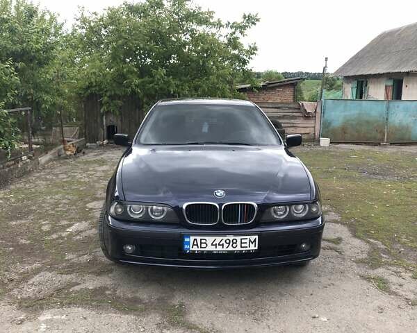 Синий БМВ 5 Серия, объемом двигателя 2 л и пробегом 300 тыс. км за 5100 $, фото 1 на Automoto.ua