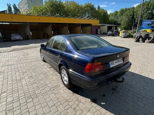 Синий БМВ 5 Серия, объемом двигателя 2 л и пробегом 319 тыс. км за 3799 $, фото 1 на Automoto.ua
