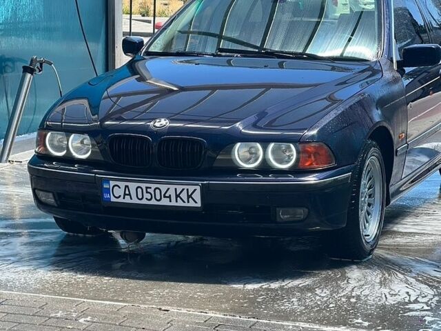 Синий БМВ 5 Серия, объемом двигателя 1.99 л и пробегом 435 тыс. км за 3800 $, фото 1 на Automoto.ua