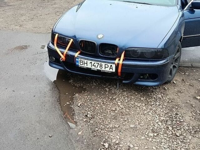 Синий БМВ 5 Серия, объемом двигателя 3 л и пробегом 575 тыс. км за 4300 $, фото 1 на Automoto.ua