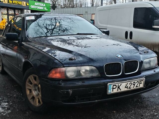 Синий БМВ 5 Серия, объемом двигателя 2.5 л и пробегом 490 тыс. км за 1700 $, фото 1 на Automoto.ua