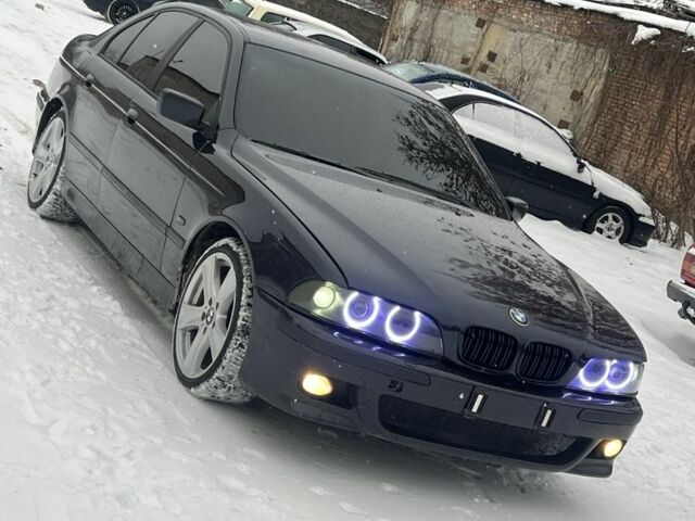 Синий БМВ 5 Серия, объемом двигателя 4.4 л и пробегом 350 тыс. км за 4750 $, фото 1 на Automoto.ua