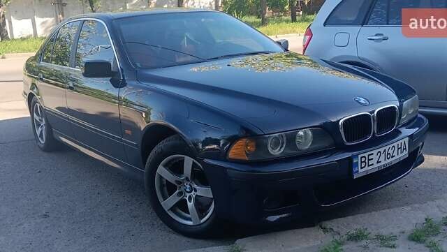 Синий БМВ 5 Серия, объемом двигателя 2.5 л и пробегом 324 тыс. км за 6200 $, фото 1 на Automoto.ua