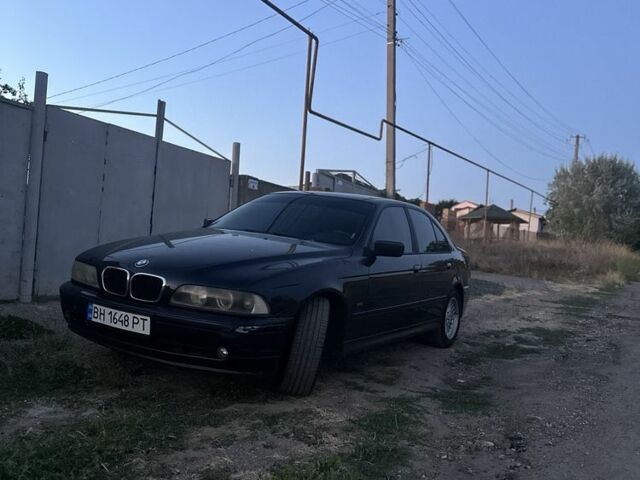 Синий БМВ 5 Серия, объемом двигателя 2 л и пробегом 3 тыс. км за 3400 $, фото 1 на Automoto.ua