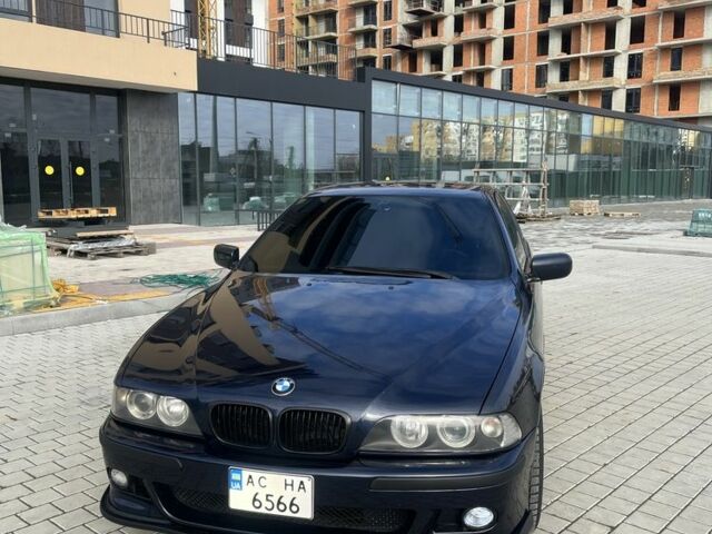 Синий БМВ 5 Серия, объемом двигателя 2.9 л и пробегом 300 тыс. км за 7200 $, фото 1 на Automoto.ua