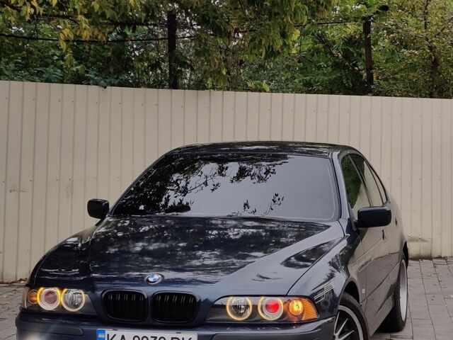 Синий БМВ 5 Серия, объемом двигателя 2.93 л и пробегом 300 тыс. км за 6700 $, фото 1 на Automoto.ua