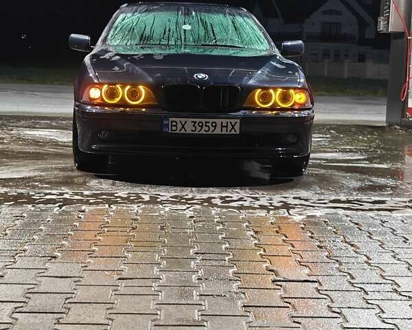 Синий БМВ 5 Серия, объемом двигателя 2.5 л и пробегом 425 тыс. км за 6499 $, фото 1 на Automoto.ua