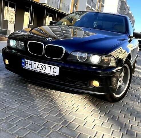 Синий БМВ 5 Серия, объемом двигателя 2.5 л и пробегом 320 тыс. км за 5200 $, фото 1 на Automoto.ua