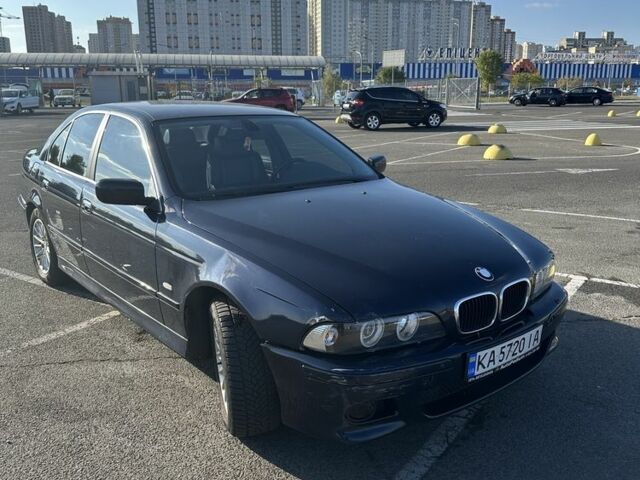 Синий БМВ 5 Серия, объемом двигателя 3 л и пробегом 360 тыс. км за 5700 $, фото 1 на Automoto.ua