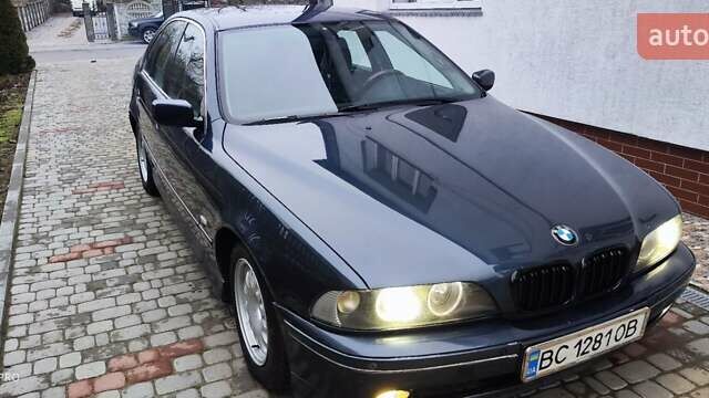 Синий БМВ 5 Серия, объемом двигателя 2.5 л и пробегом 335 тыс. км за 5500 $, фото 1 на Automoto.ua