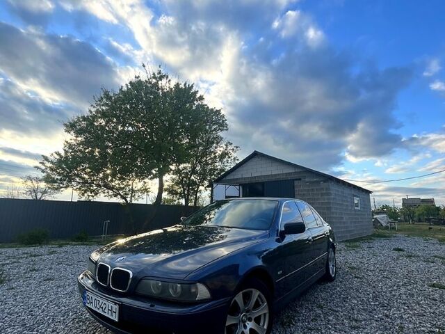 Синий БМВ 5 Серия, объемом двигателя 2.9 л и пробегом 390 тыс. км за 6300 $, фото 1 на Automoto.ua