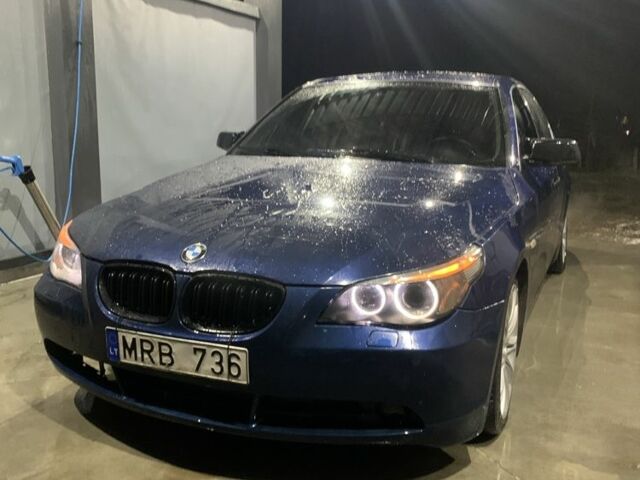 Синий БМВ 5 Серия, объемом двигателя 3 л и пробегом 305 тыс. км за 4500 $, фото 1 на Automoto.ua