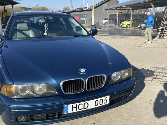 Синий БМВ 5 Серия, объемом двигателя 2.5 л и пробегом 350 тыс. км за 3300 $, фото 1 на Automoto.ua