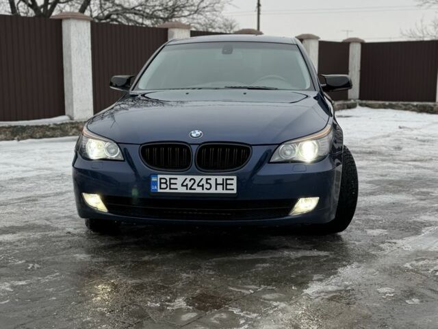 Синий БМВ 5 Серия, объемом двигателя 3 л и пробегом 412 тыс. км за 8000 $, фото 1 на Automoto.ua