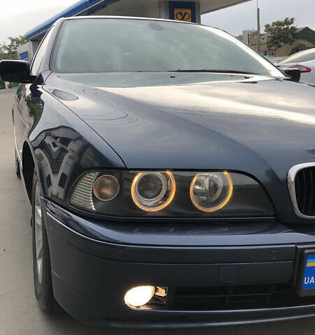 Синій БМВ 5 Серія, об'ємом двигуна 2.5 л та пробігом 420 тис. км за 6500 $, фото 1 на Automoto.ua