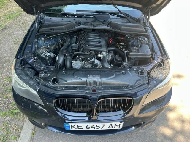 Синий БМВ 5 Серия, объемом двигателя 3 л и пробегом 420 тыс. км за 6488 $, фото 1 на Automoto.ua