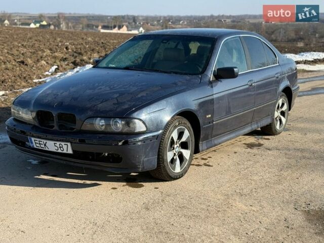Синий БМВ 5 Серия, объемом двигателя 2.5 л и пробегом 420 тыс. км за 2850 $, фото 1 на Automoto.ua