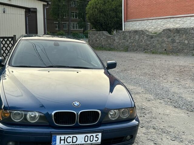Синий БМВ 5 Серия, объемом двигателя 2.5 л и пробегом 350 тыс. км за 3500 $, фото 1 на Automoto.ua