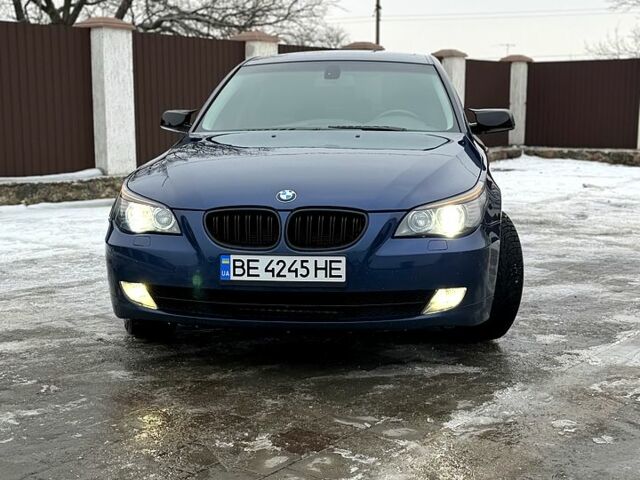 Синий БМВ 5 Серия, объемом двигателя 3 л и пробегом 412 тыс. км за 8000 $, фото 1 на Automoto.ua