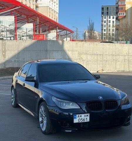 Синий БМВ 5 Серия, объемом двигателя 3 л и пробегом 470 тыс. км за 10500 $, фото 1 на Automoto.ua