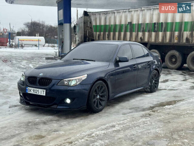 Синій БМВ 5 Серія, об'ємом двигуна 2.99 л та пробігом 357 тис. км за 12500 $, фото 1 на Automoto.ua