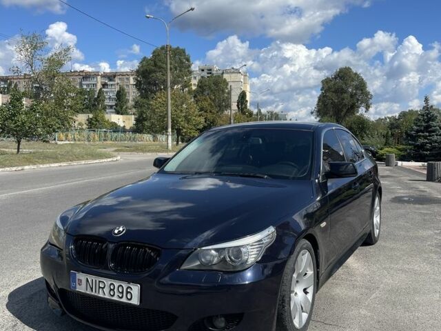 Синий БМВ 5 Серия, объемом двигателя 3 л и пробегом 350 тыс. км за 3795 $, фото 1 на Automoto.ua