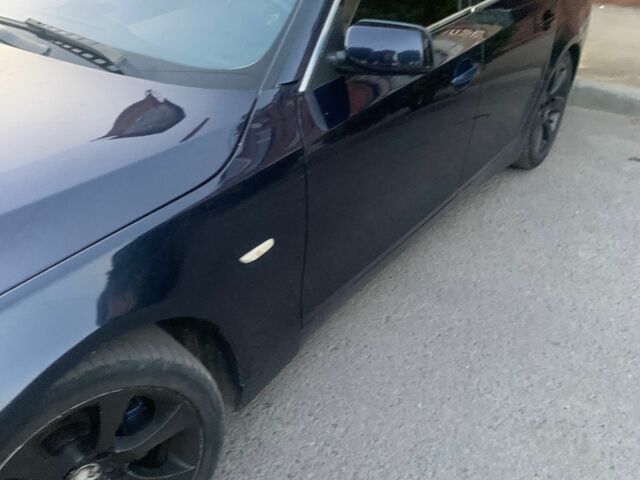 Синій БМВ 5 Серія, об'ємом двигуна 3 л та пробігом 430 тис. км за 4288 $, фото 1 на Automoto.ua