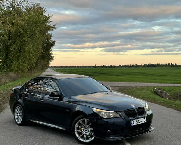 Синий БМВ 5 Серия, объемом двигателя 3 л и пробегом 315 тыс. км за 13700 $, фото 1 на Automoto.ua