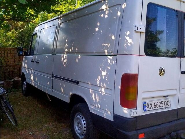 Синий БМВ 5 Серия, объемом двигателя 3 л и пробегом 300 тыс. км за 9900 $, фото 1 на Automoto.ua