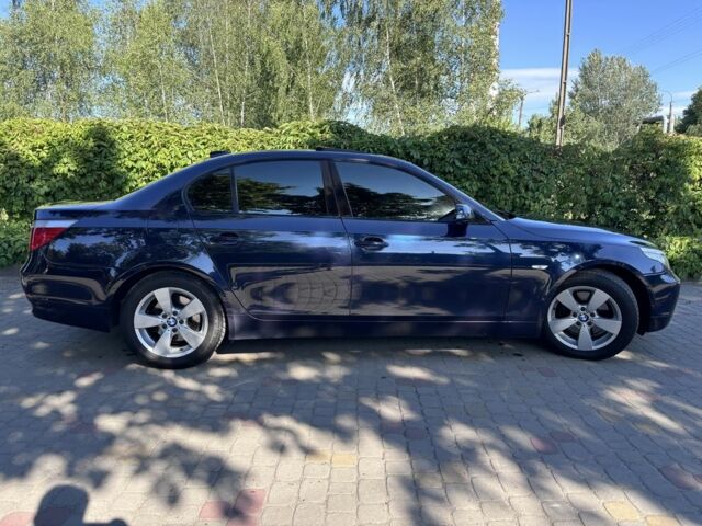 Синий БМВ 5 Серия, объемом двигателя 3 л и пробегом 289 тыс. км за 7279 $, фото 1 на Automoto.ua