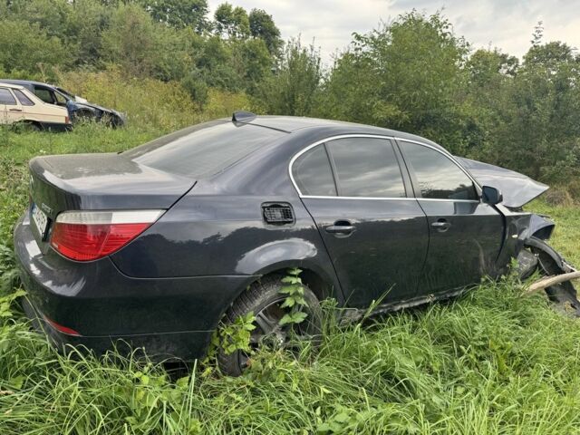 Синий БМВ 5 Серия, объемом двигателя 0 л и пробегом 300 тыс. км за 1750 $, фото 1 на Automoto.ua