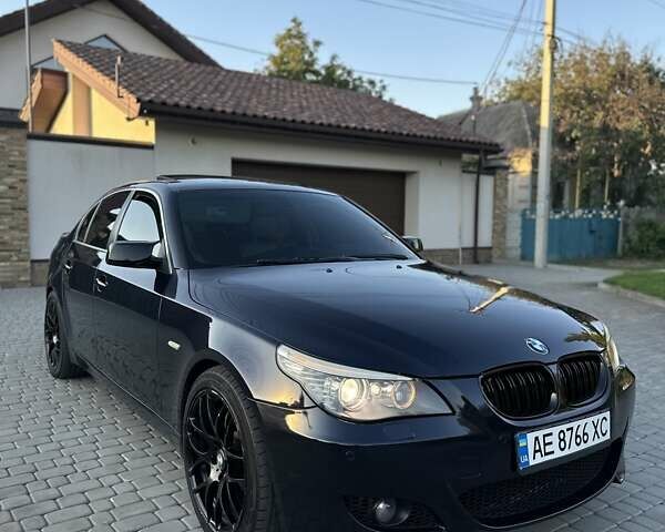 Синий БМВ 5 Серия, объемом двигателя 3 л и пробегом 250 тыс. км за 8999 $, фото 1 на Automoto.ua
